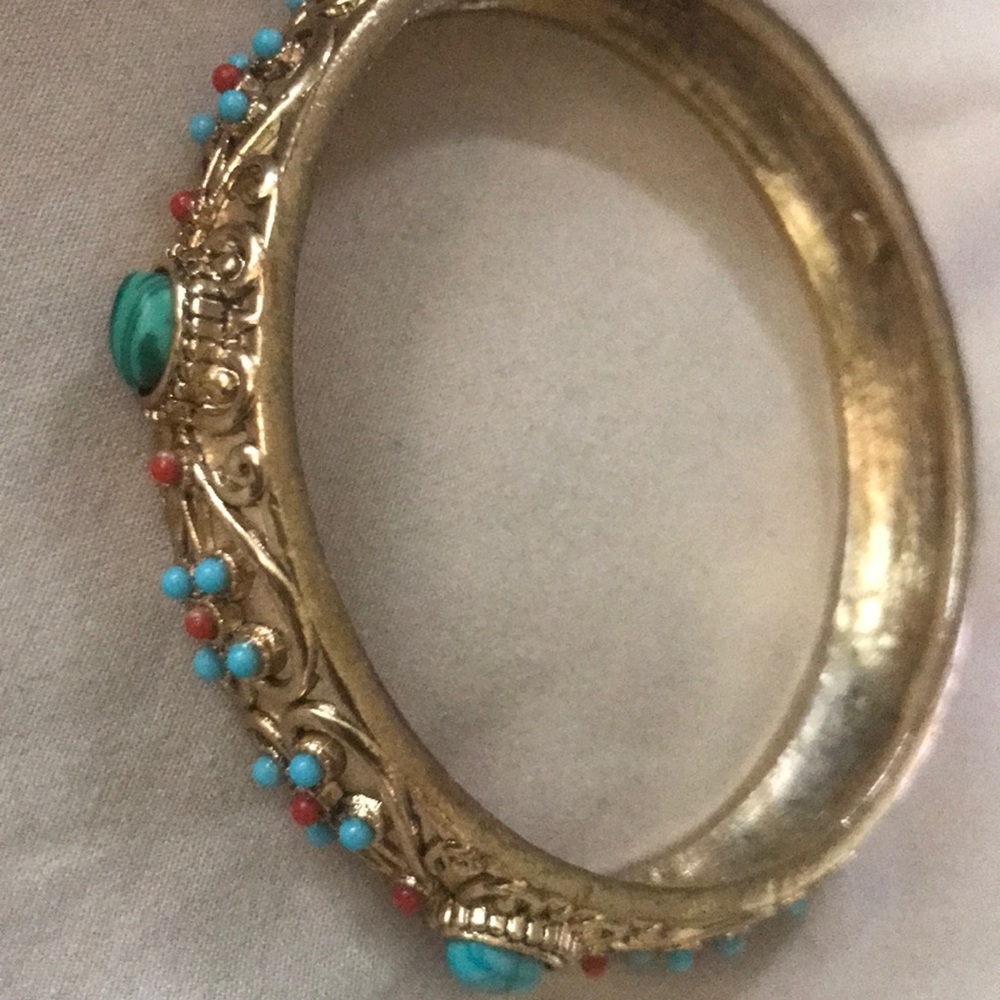 turquiose bracelet